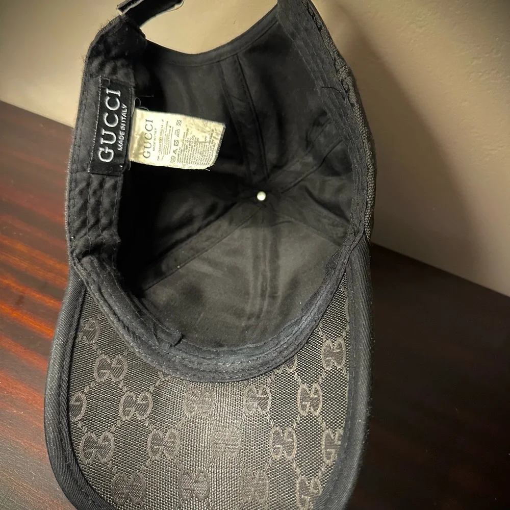 ⚜️Gucci Black Monogram Cap⚜️ - Picture 2 of 6